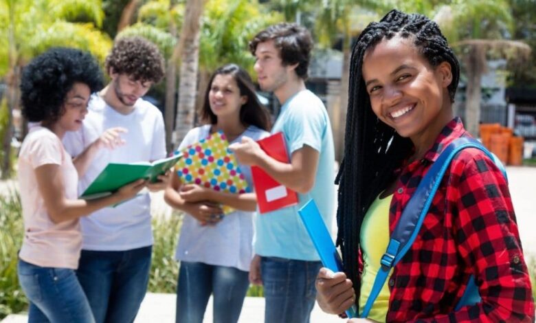 How to write a good college application essay