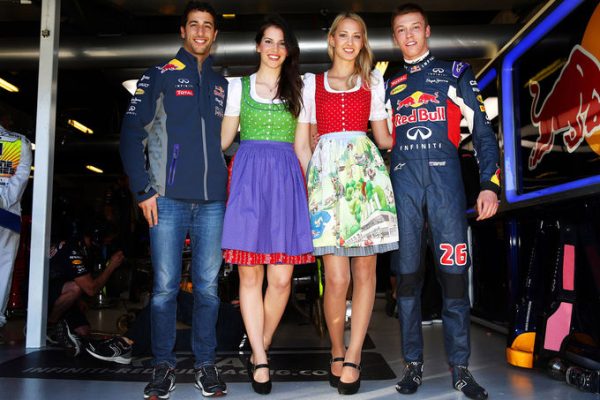 Hottest formula 1 grid girls (f1 paddock girls)