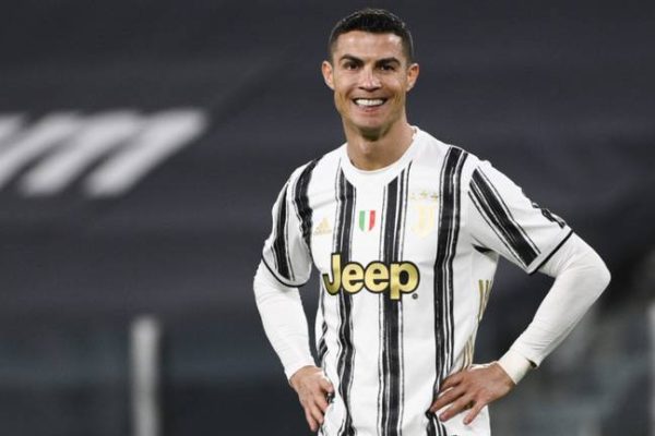 Cristiano ronaldo has scored a staggering 674 goals in 894 games during his career