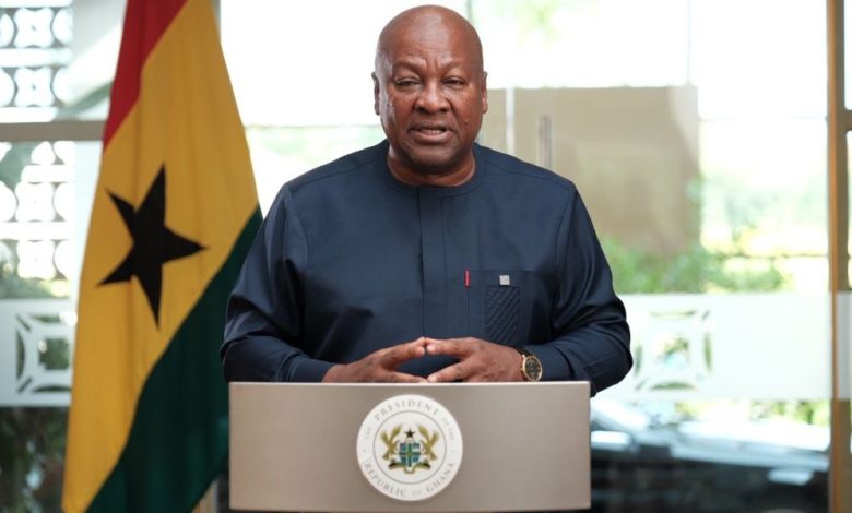 Mahama calls emergency cabinet meeting over cocoa sector crisis